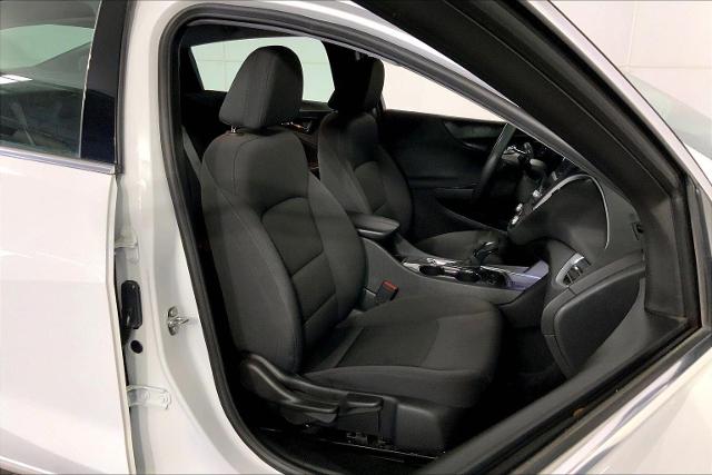 2023 Chevrolet Malibu Vehicle Photo in KANSAS CITY, MO 64114-4502