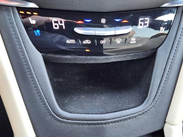 2017 Cadillac XT5 Vehicle Photo in DENTON, TX 76210-9321