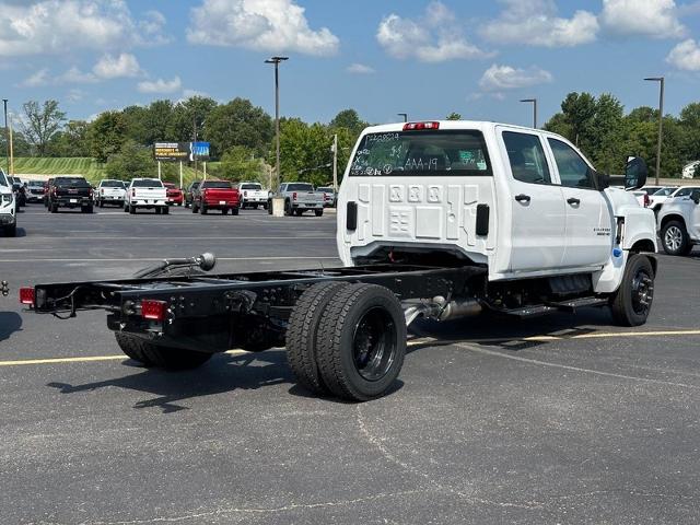 2023 Chevrolet Silverado 5500 HD Vehicle Photo in COLUMBIA, MO 65203-3903