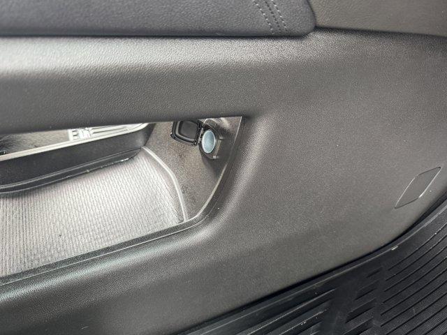 2022 Cadillac XT5 Vehicle Photo in LEOMINSTER, MA 01453-2952