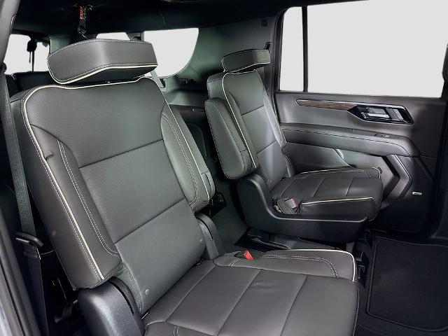 2026 Chevrolet Suburban Vehicle Photo in PUYALLUP, WA 98371-4149