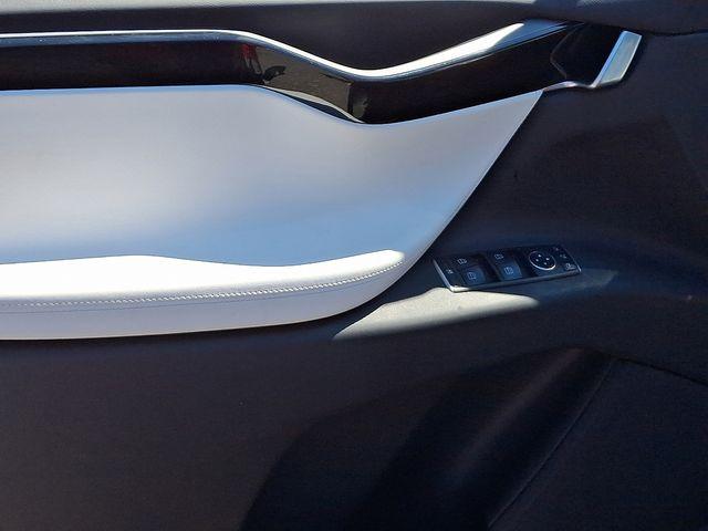 2020 Tesla Model X Vehicle Photo in DANBURY, CT 06810-5034