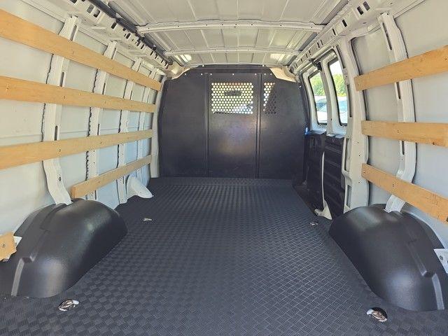 2023 GMC Savana Cargo Van Vehicle Photo in Pleasant Hills, PA 15236