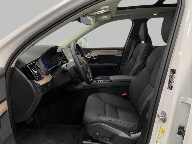 2025 Volvo XC90 Vehicle Photo in Appleton, WI 54913
