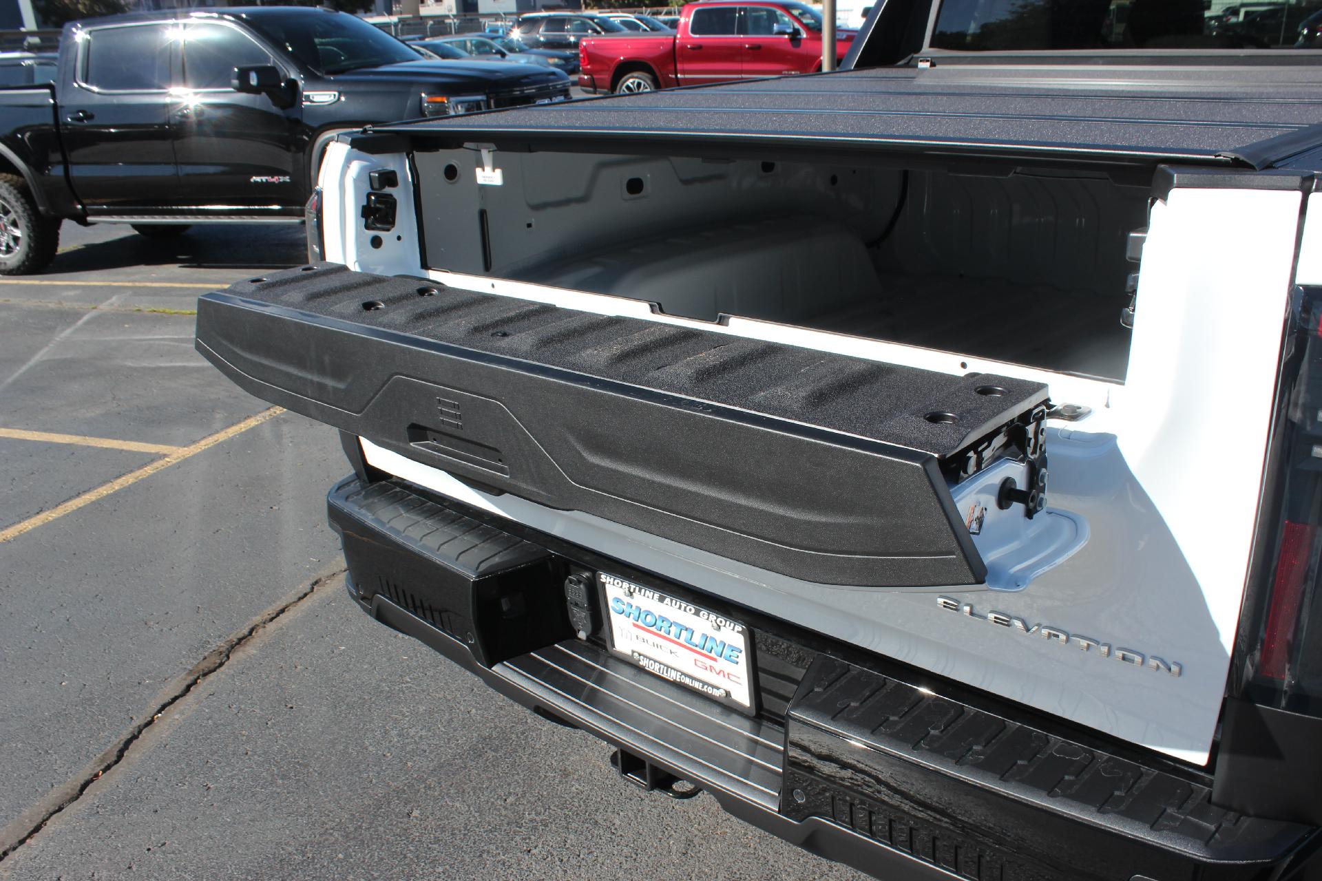 2026 GMC Sierra EV Vehicle Photo in AURORA, CO 80012-4011
