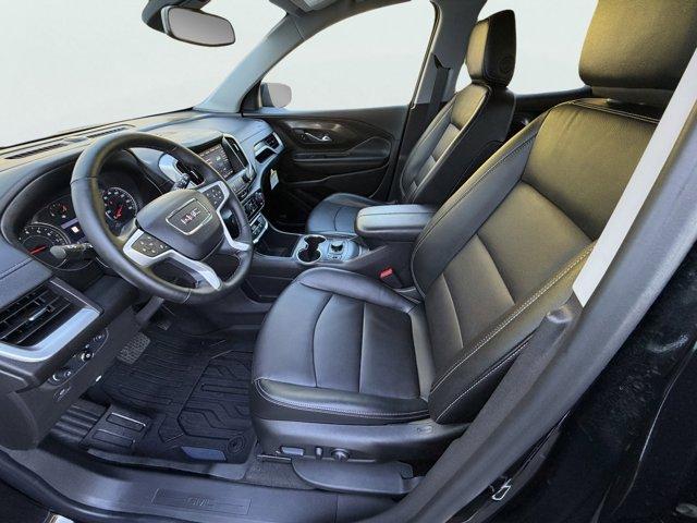 2024 GMC Terrain Vehicle Photo in LEOMINSTER, MA 01453-2952