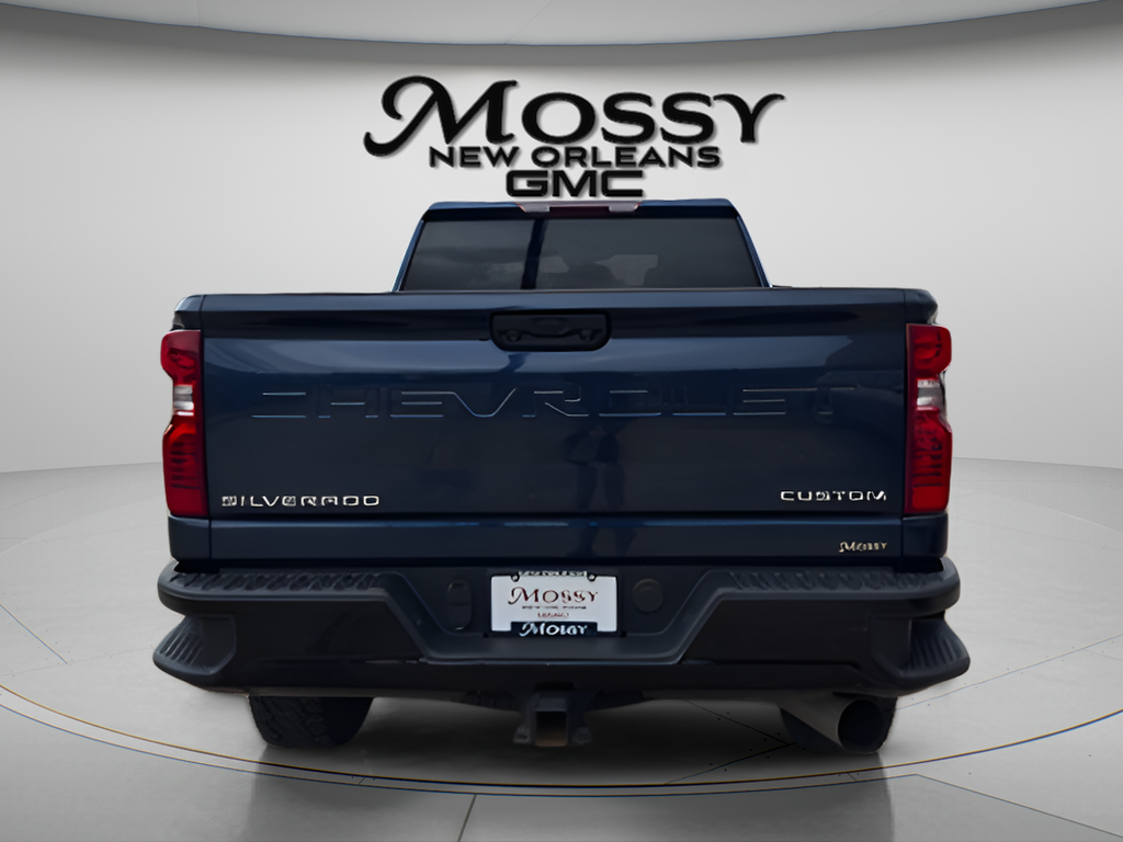 2022 Chevrolet Silverado 2500 HD Custom - 5