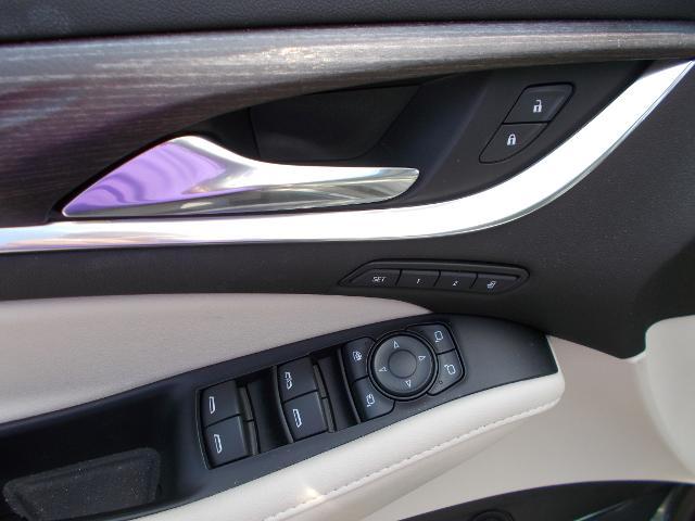 2022 Buick Enclave Vehicle Photo in LOWELL, MA 01852-4336