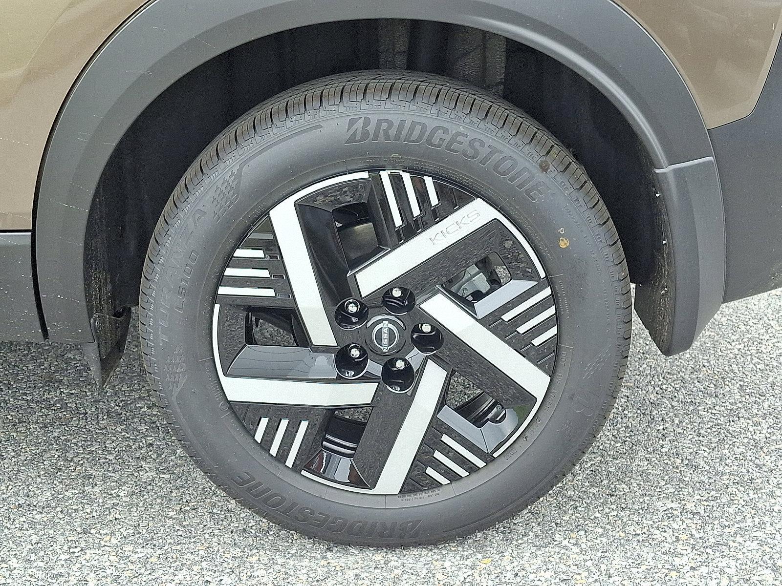 2025 Nissan Kicks Vehicle Photo in Mechanicsburg, PA 17050-2306