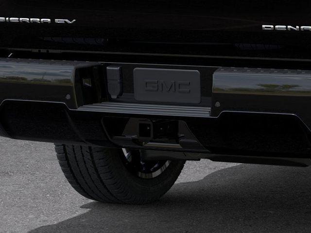 2025 GMC Sierra EV Vehicle Photo in DANBURY, CT 06810-5034