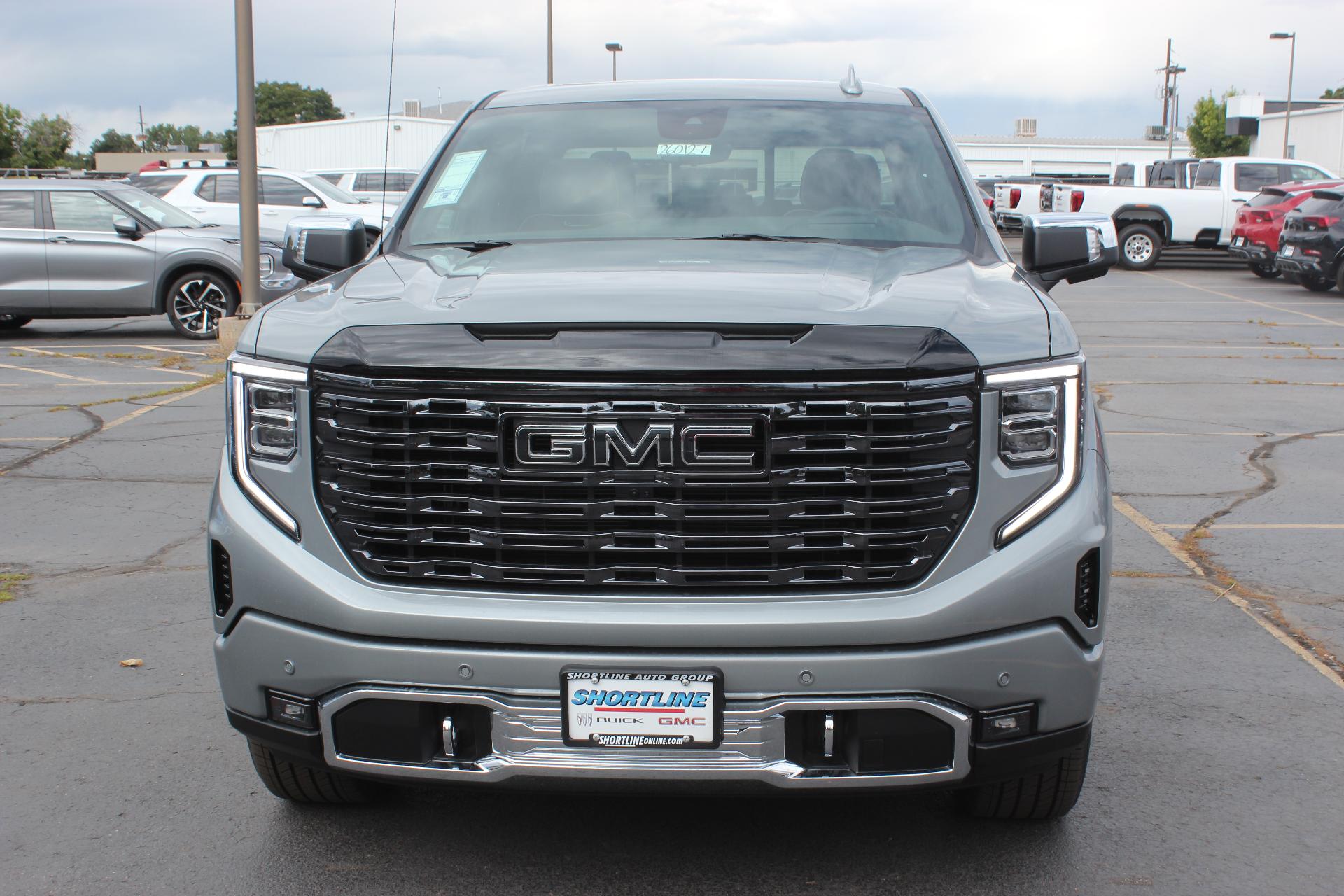 2026 GMC Sierra 1500 Vehicle Photo in AURORA, CO 80012-4011