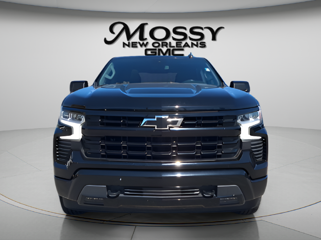 2023 Chevrolet Silverado 1500 photo 2 of 33