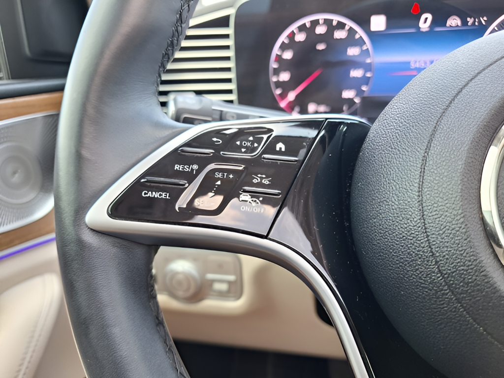 2024 Mercedes-Benz GLS photo 19 of 35