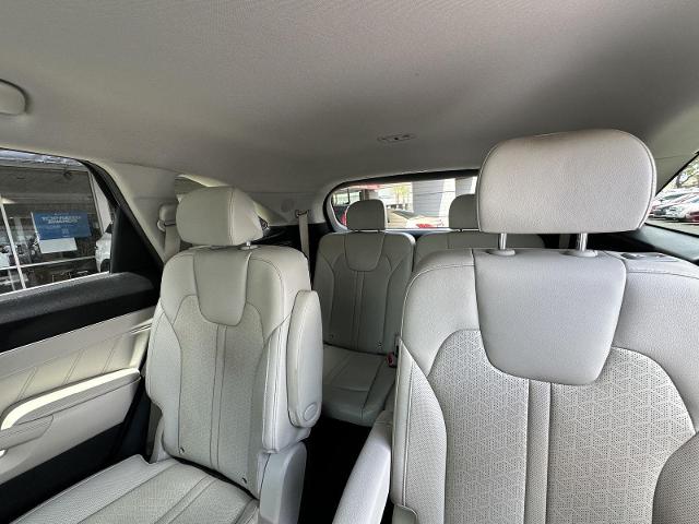 2022 Kia Sorento Plug-In Hybrid Vehicle Photo in Tucson, AZ 85712