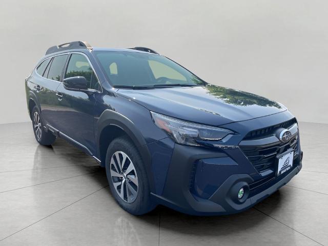 2025 Subaru Outback Vehicle Photo in Neenah, WI 54956