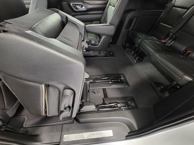 2021 Chevrolet Suburban Vehicle Photo in NEENAH, WI 54956-2243