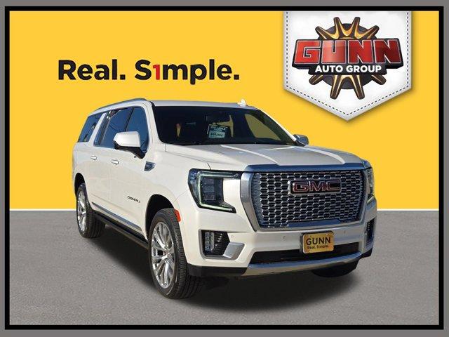 2024 GMC Yukon XL Vehicle Photo in SELMA, TX 78154-1459