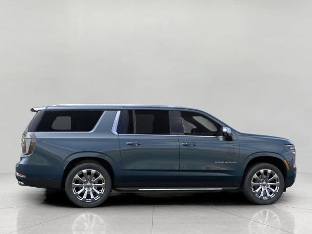 2025 Chevrolet Suburban Vehicle Photo in NEENAH, WI 54956-2243
