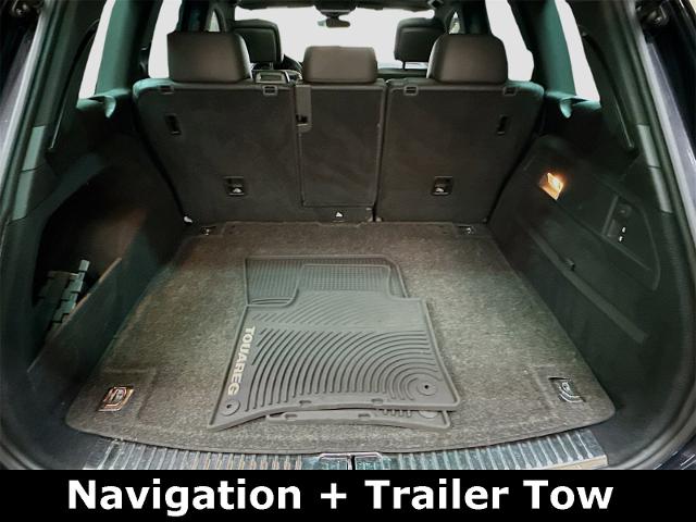 2017 Volkswagen Touareg Vehicle Photo in EVERETT, WA 98203-5662