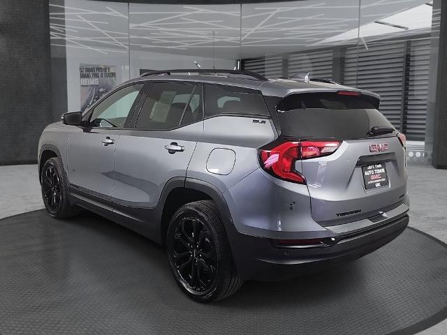 View vehicle photo 7