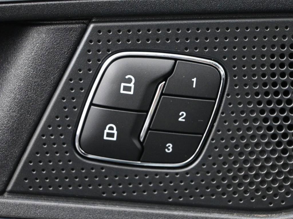 2021 Ford Edge Vehicle Photo in Marion, IA 52302