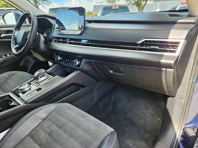 2023 Mitsubishi Outlander Vehicle Photo in San Antonio, TX 78209