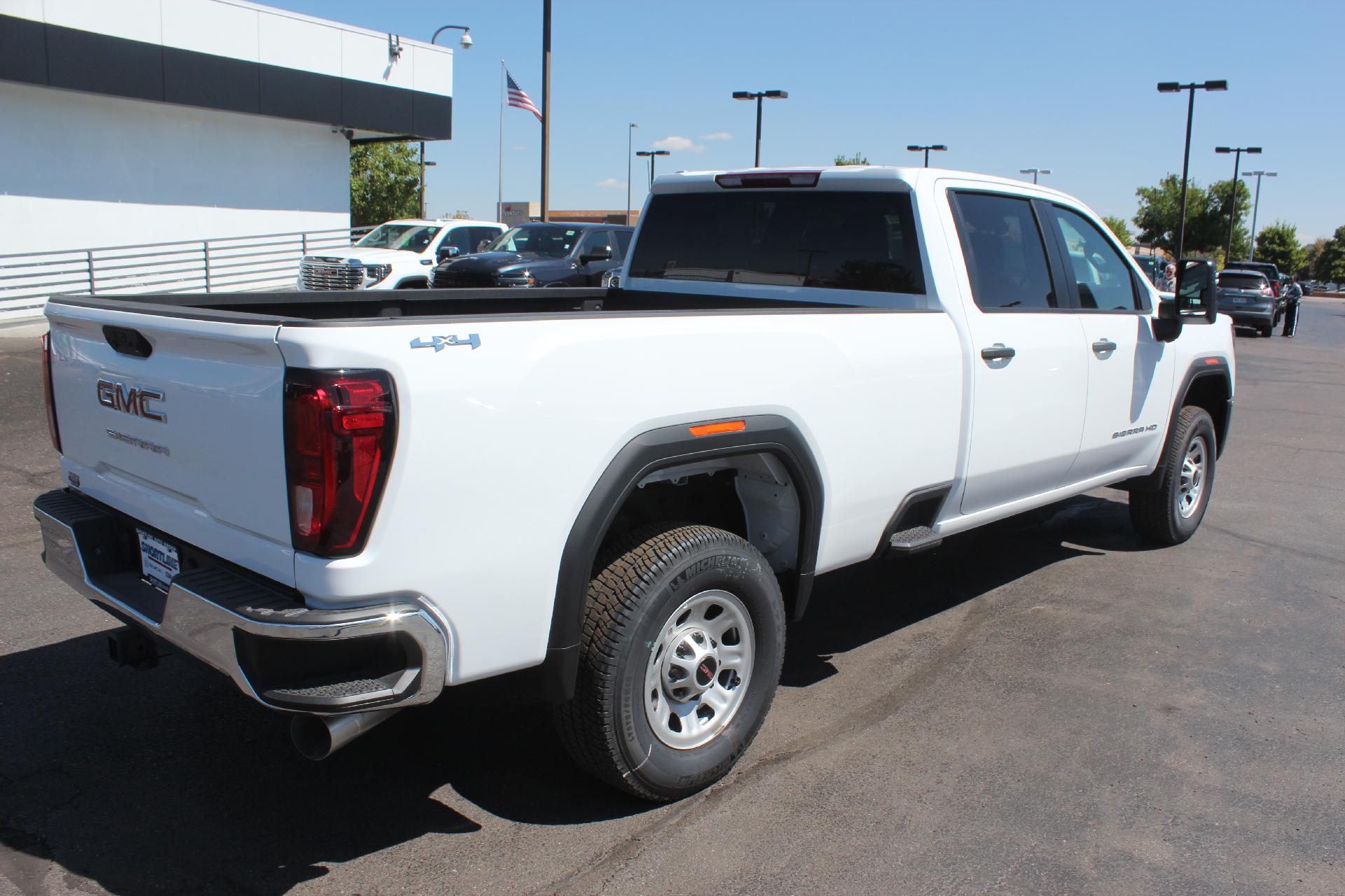 2025 GMC Sierra 2500 HD Vehicle Photo in AURORA, CO 80012-4011