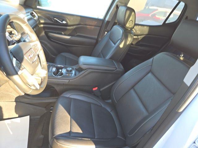 2023 GMC Acadia Vehicle Photo in Pleasant Hills, PA 15236