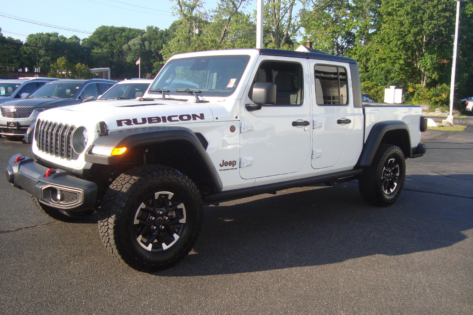 2026 Jeep Gladiator Vehicle Photo in PORTSMOUTH, NH 03801-4196