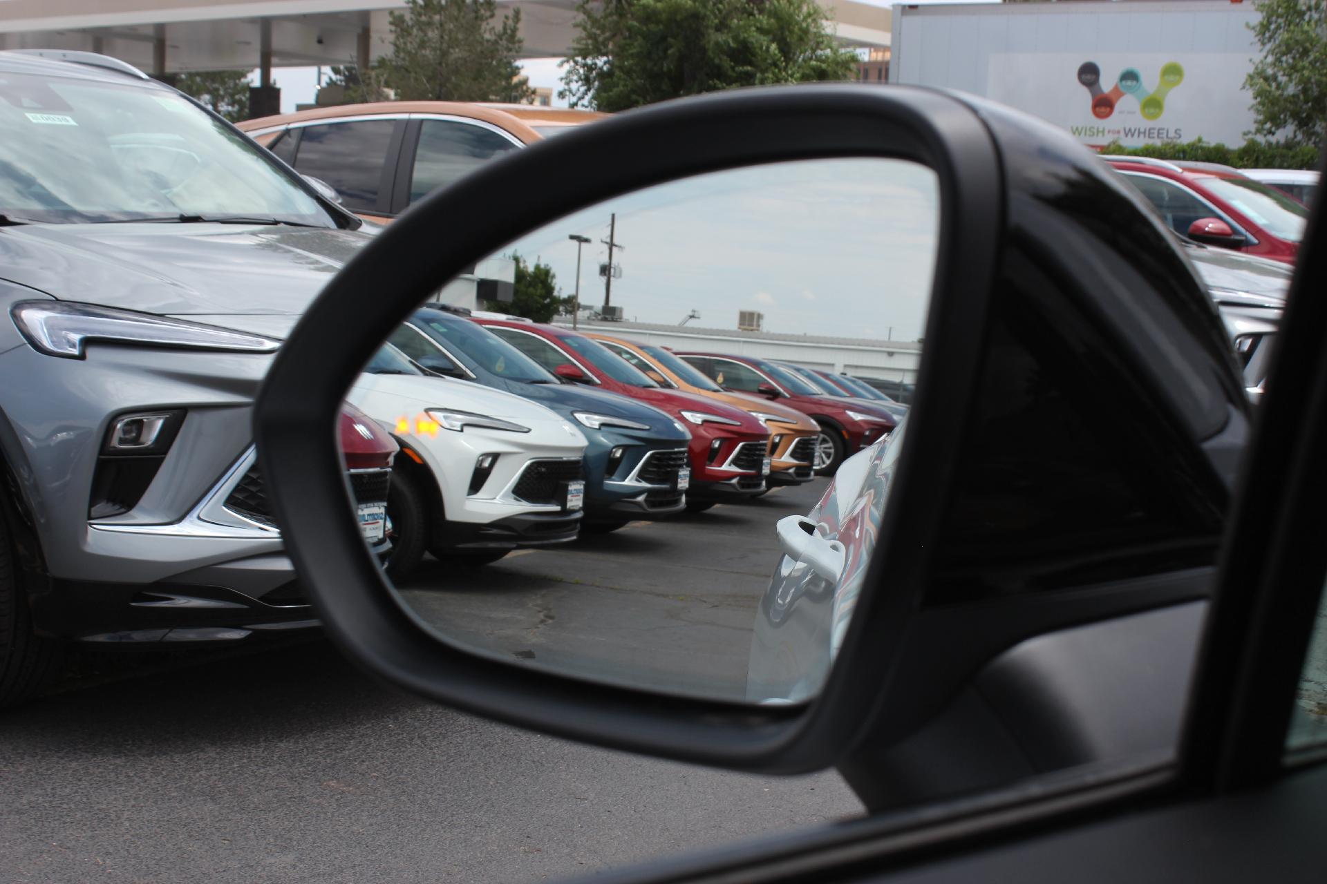 2025 Buick Envision Vehicle Photo in AURORA, CO 80012-4011