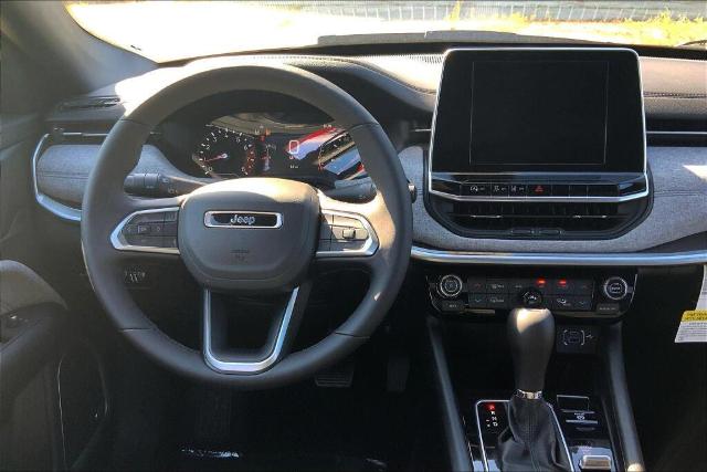 2025 Jeep Compass Vehicle Photo in Kansas City, MO 64114