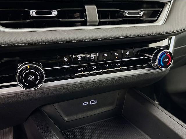 2026 Chevrolet Equinox Vehicle Photo in PUYALLUP, WA 98371-4149