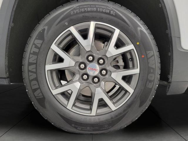 2023 GMC Acadia Vehicle Photo in GREEN BAY, WI 54303-3330