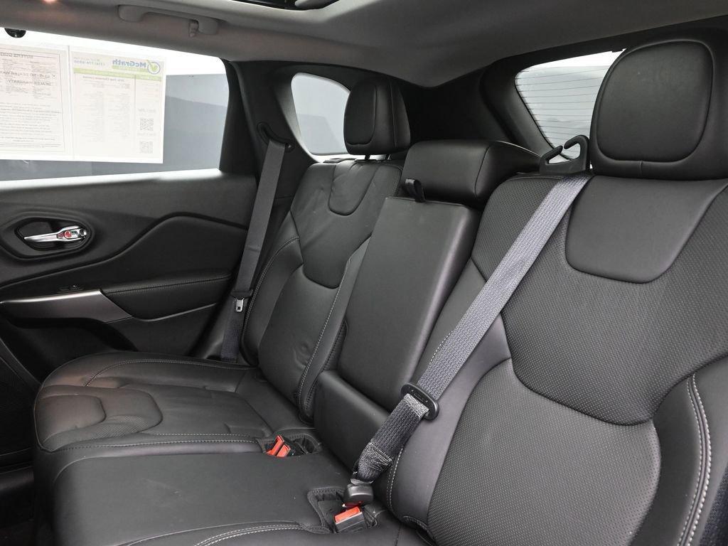 2021 Jeep Cherokee Vehicle Photo in Cedar Rapids, IA 52402