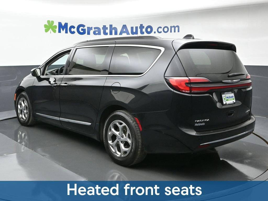 2022 Chrysler Pacifica Vehicle Photo in Cedar Rapids, IA 52402
