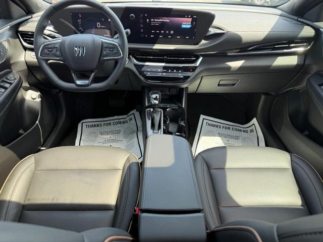 2024 Buick Envista Vehicle Photo in COLUMBIA, MO 65203-3903