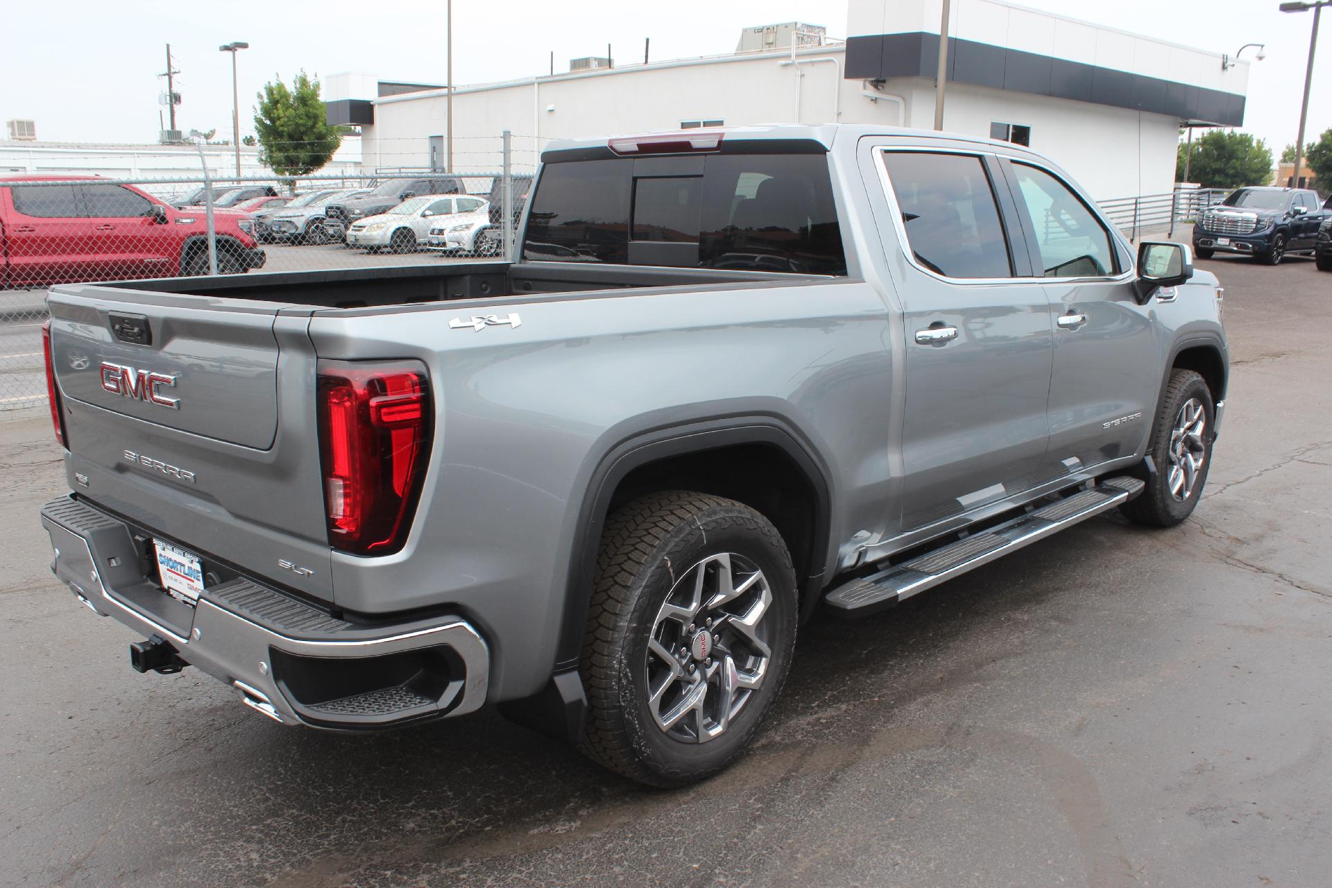 2025 GMC Sierra 1500 Vehicle Photo in AURORA, CO 80012-4011