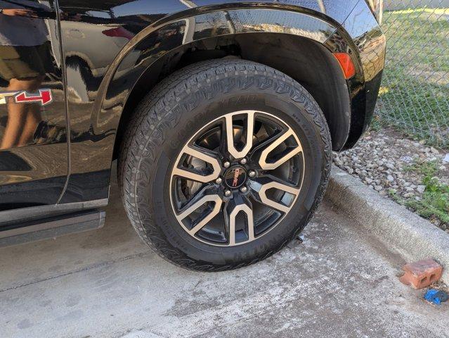 2023 GMC Yukon Vehicle Photo in SELMA, TX 78154-1459