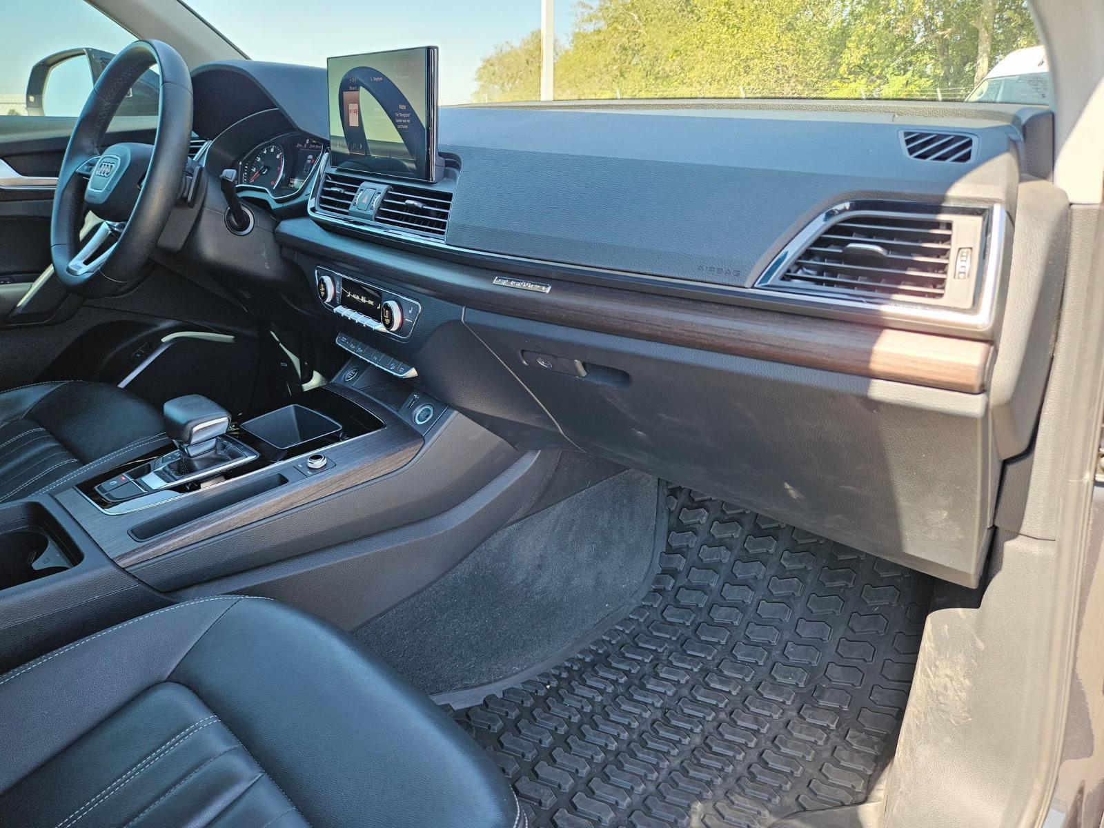 2023 Audi Q5 Vehicle Photo in Seguin, TX 78155