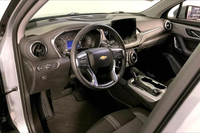 2024 Chevrolet Blazer Vehicle Photo in Lees Summit, MO 64086