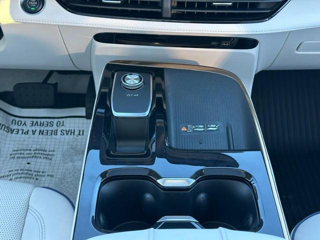 2026 Buick Enclave Vehicle Photo in COLUMBIA, MO 65203-3903