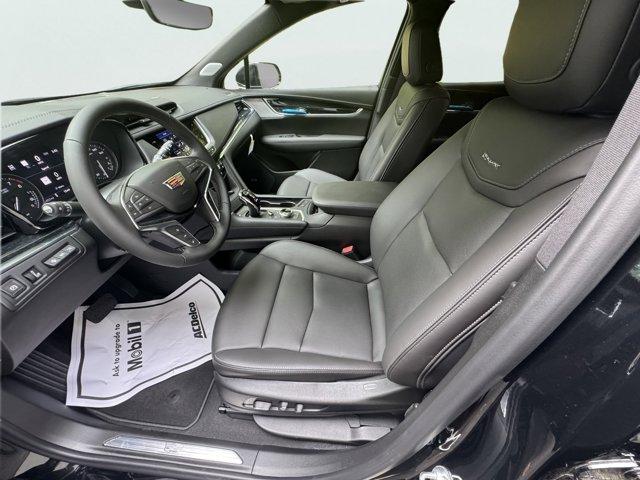 2025 Cadillac XT5 Vehicle Photo in LEOMINSTER, MA 01453-2952