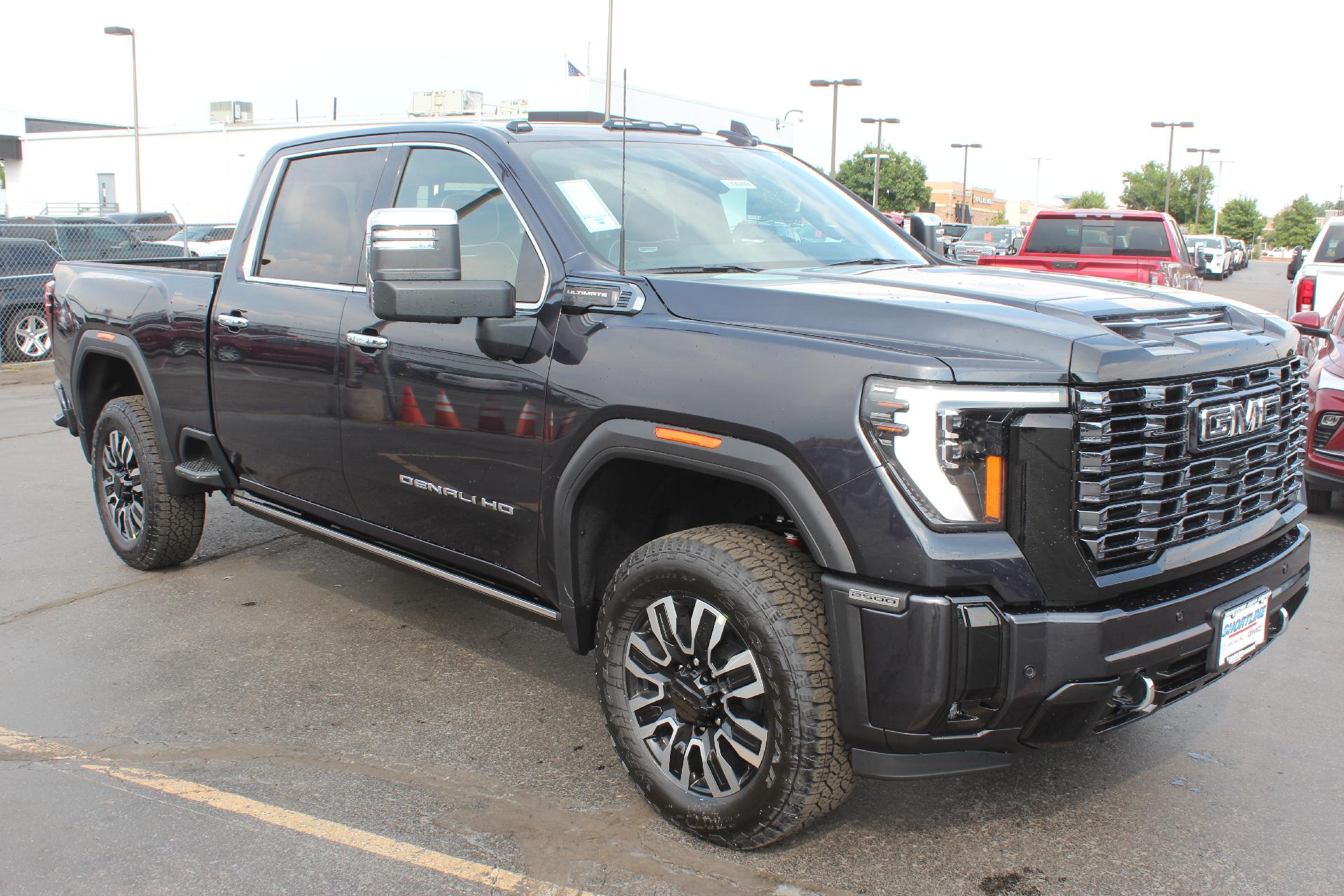 2025 GMC Sierra 2500 HD Vehicle Photo in AURORA, CO 80012-4011