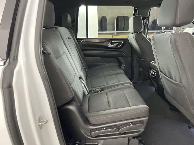 2023 GMC Yukon XL Vehicle Photo in GILBERT, AZ 85297-0402