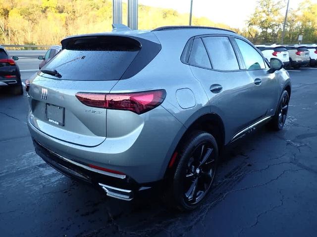 2025 Buick Envision Vehicle Photo in ZELIENOPLE, PA 16063-2910