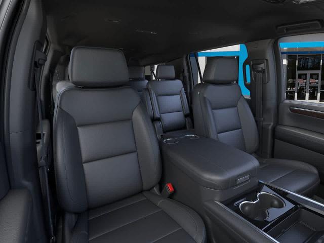 2026 Chevrolet Suburban Vehicle Photo in MOON TOWNSHIP, PA 15108-2571