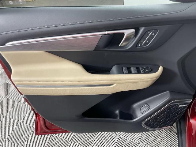 2025 Buick Enclave Vehicle Photo in GILBERT, AZ 85297-0402