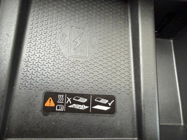 2024 GMC Acadia Vehicle Photo in LEOMINSTER, MA 01453-2952