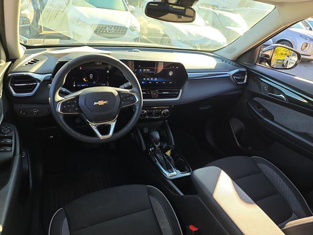 2024 Chevrolet Trailblazer Vehicle Photo in Pleasant Hills, PA 15236