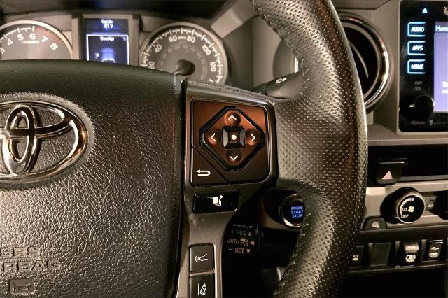 2018 Toyota Tacoma Vehicle Photo in Lees Summit, MO 64086